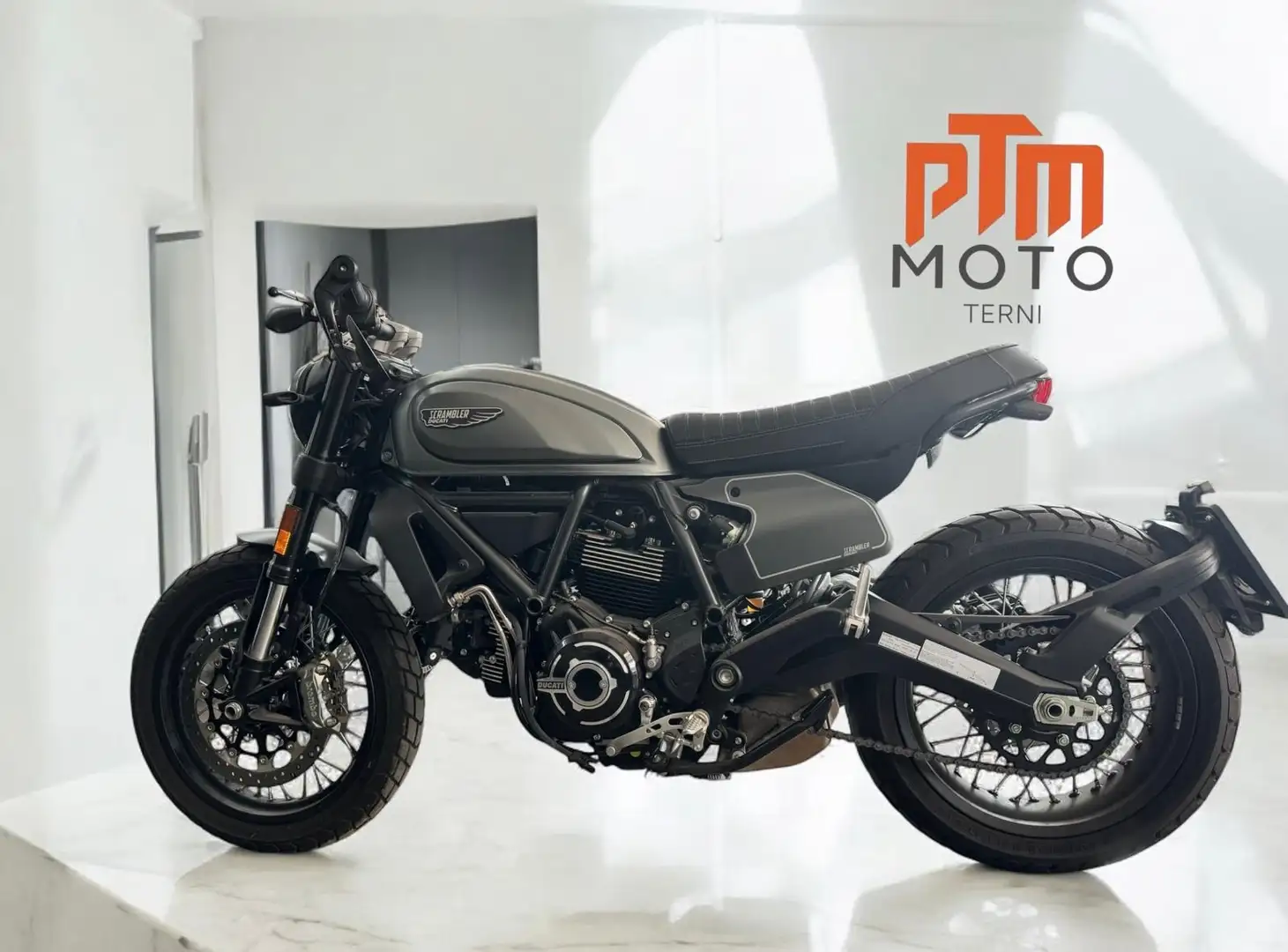 Ducati Scrambler Nightshift Grigio - 1
