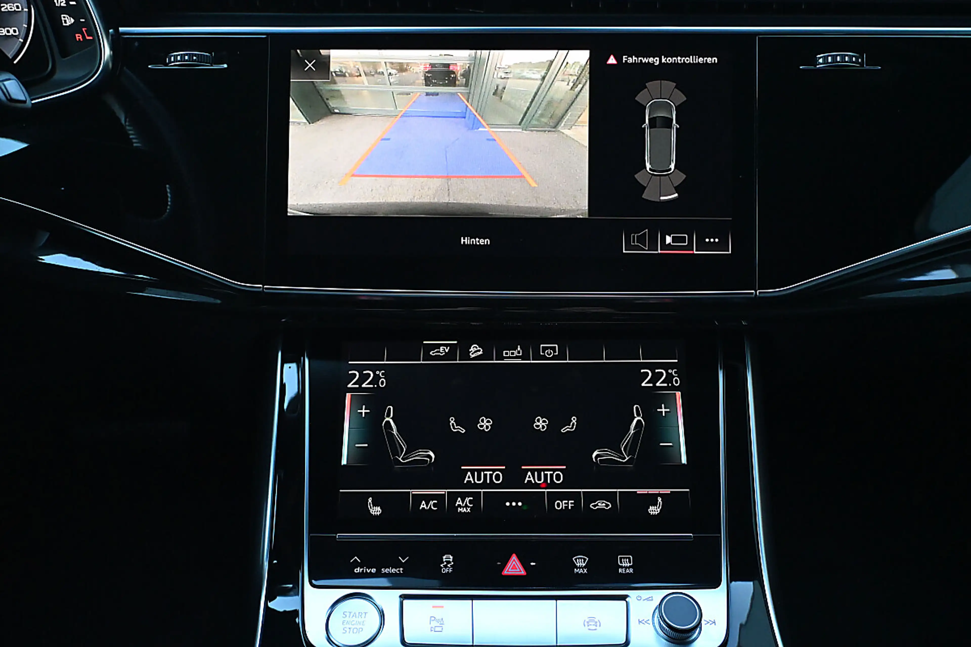 Audi Q7 55 TFSI e PHEV quattro S line AHK, Luftfederung... — photo 7