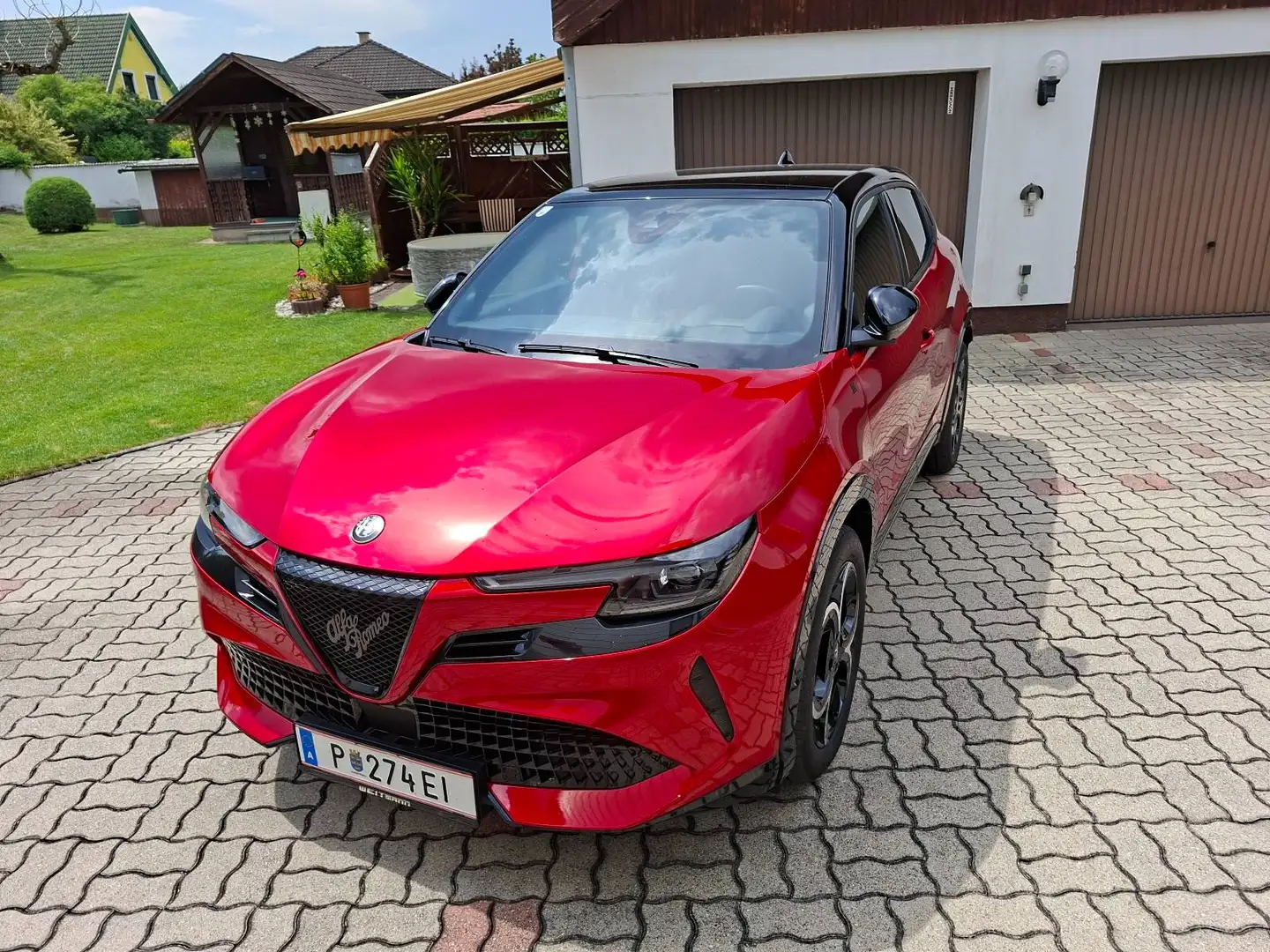 Alfa Romeo Junior Junior Ibrida Q4 Intensa 1.2 MHEV eAWD e-DCT6 Q4 Intensa Rot - 1