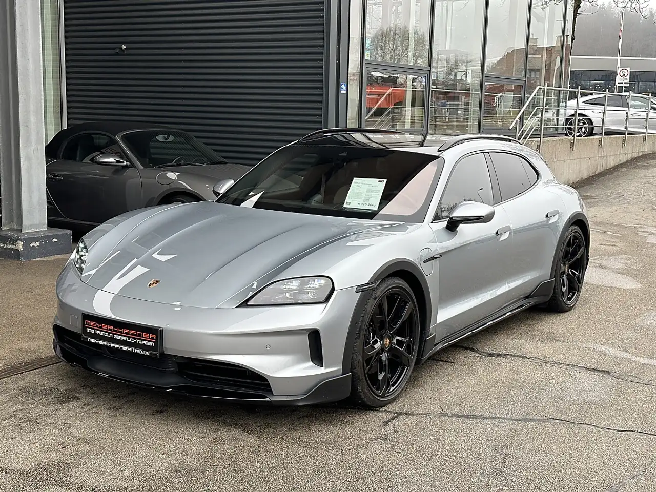 Porsche Taycan 4S Cross Turismo / Active Ride / Off Road Desig...