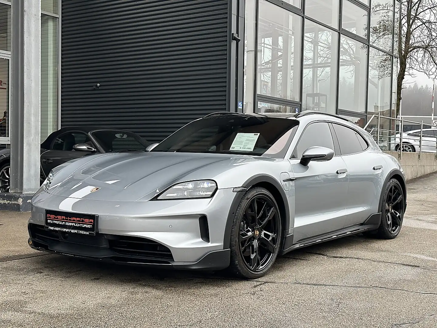 Porsche Taycan 4S Cross Turismo / Active Ride / Off Road Desig... Silber - 2