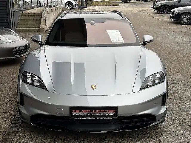 Porsche Taycan 4S Cross Turismo / Active Ride / Off Road Desig... Ansicht 3