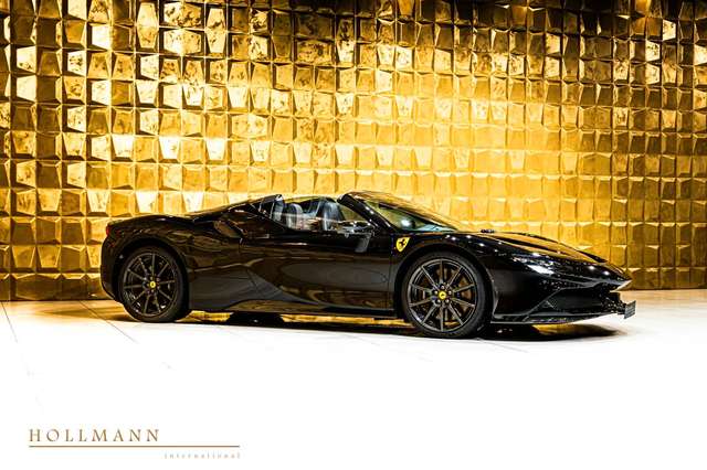 Ferrari SF90 Spider CARBON + SURROUND VIEW + LIFT +