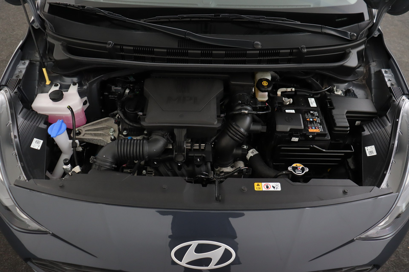 Hyundai i10 1.0 MPi + GPS + CAMERA + PDC + CRUISE + ALU — photo 14