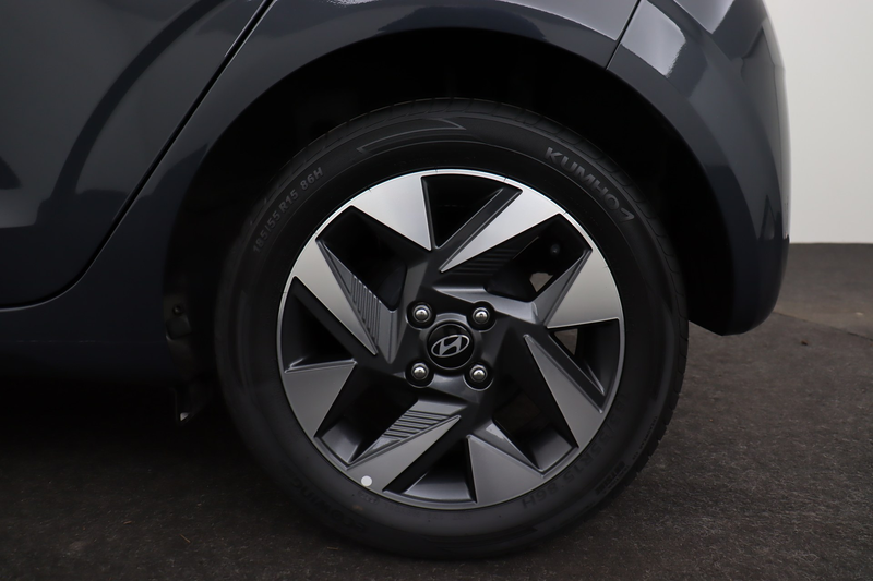 Hyundai i10 1.0 MPi + GPS + CAMERA + PDC + CRUISE + ALU — photo 15