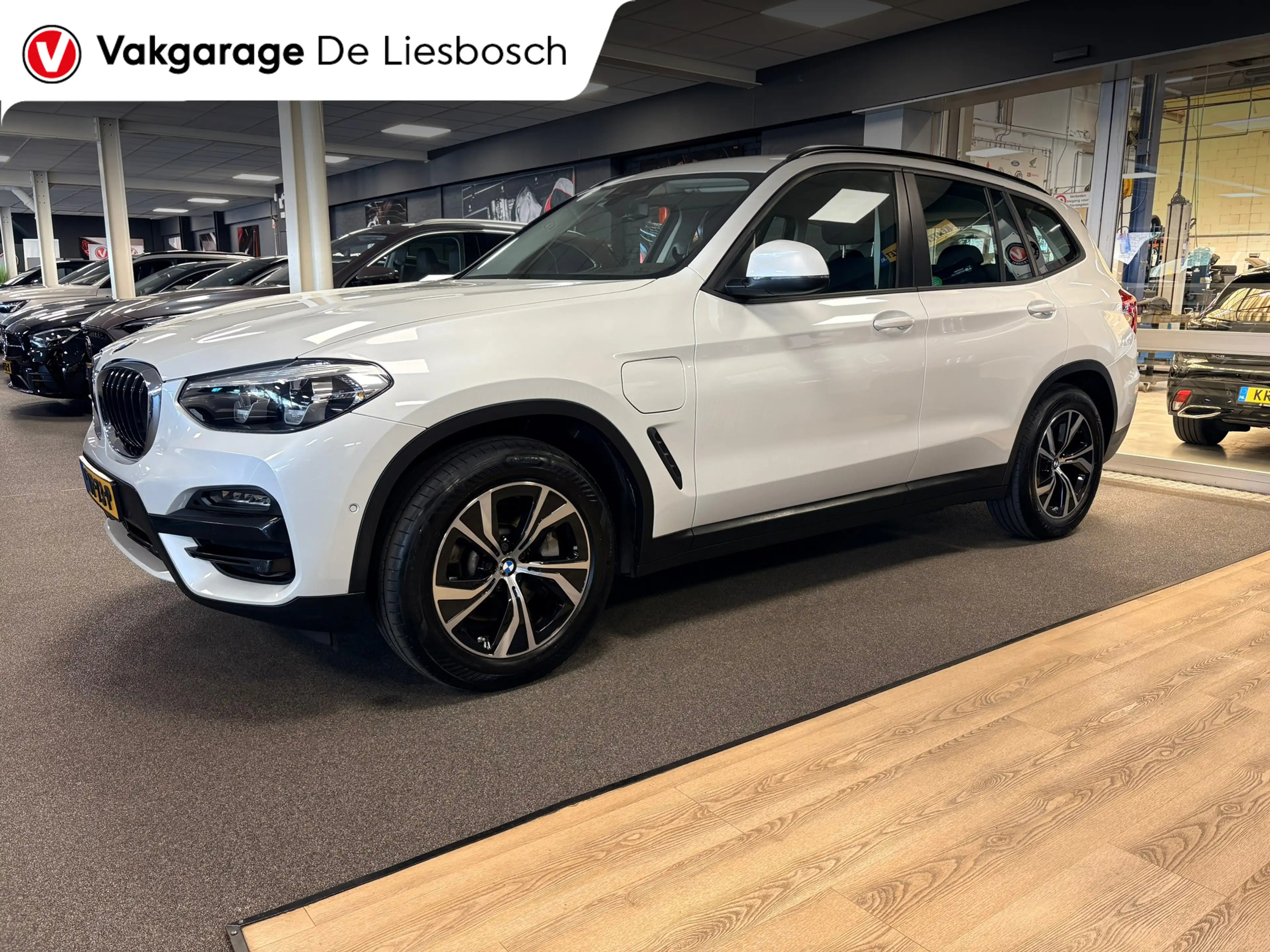 BMW X3 XDrive30e Executive / stoelverwarming / cruisecont — photo 2