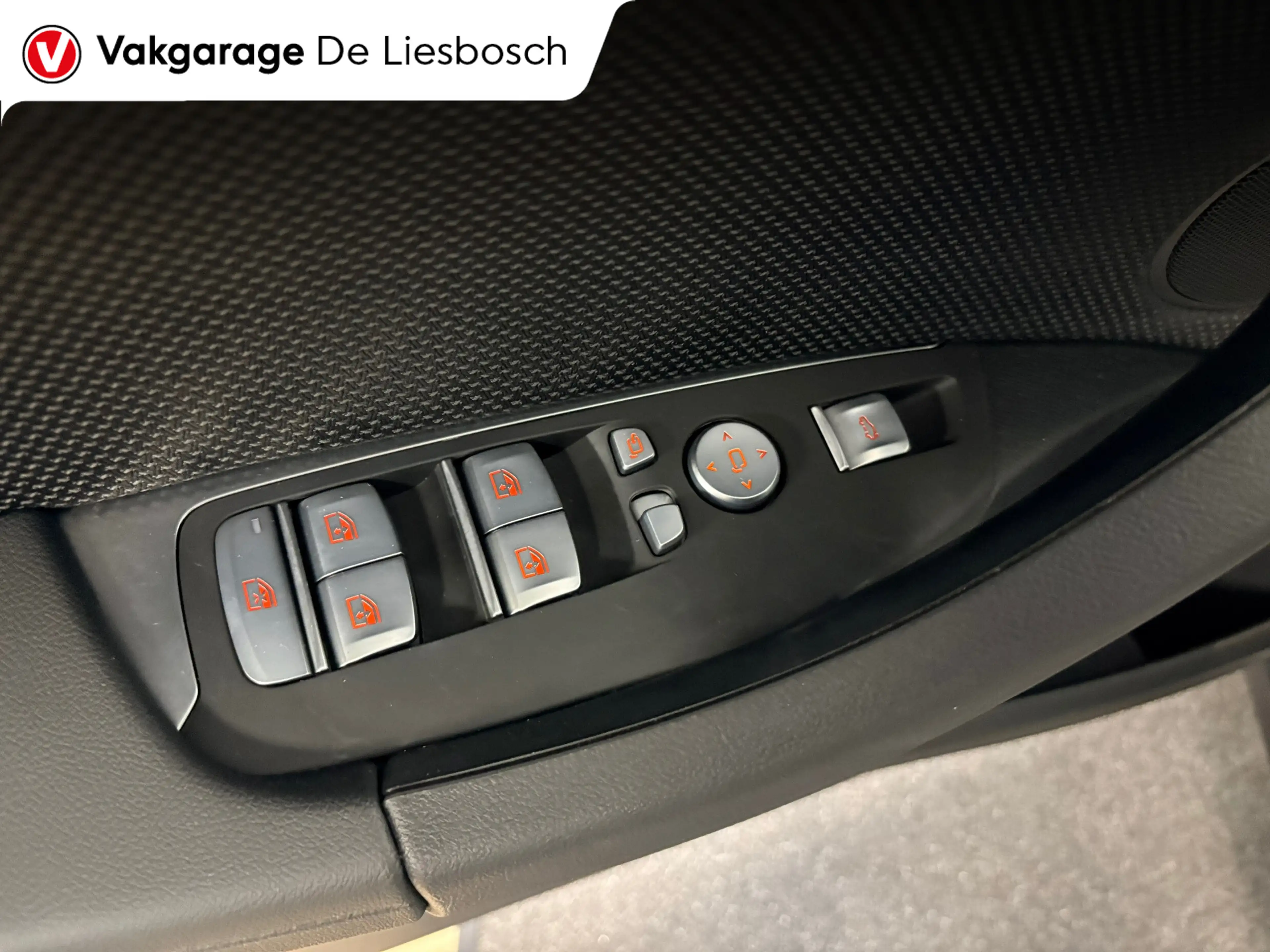 BMW X3 XDrive30e Executive / stoelverwarming / cruisecont — photo 12