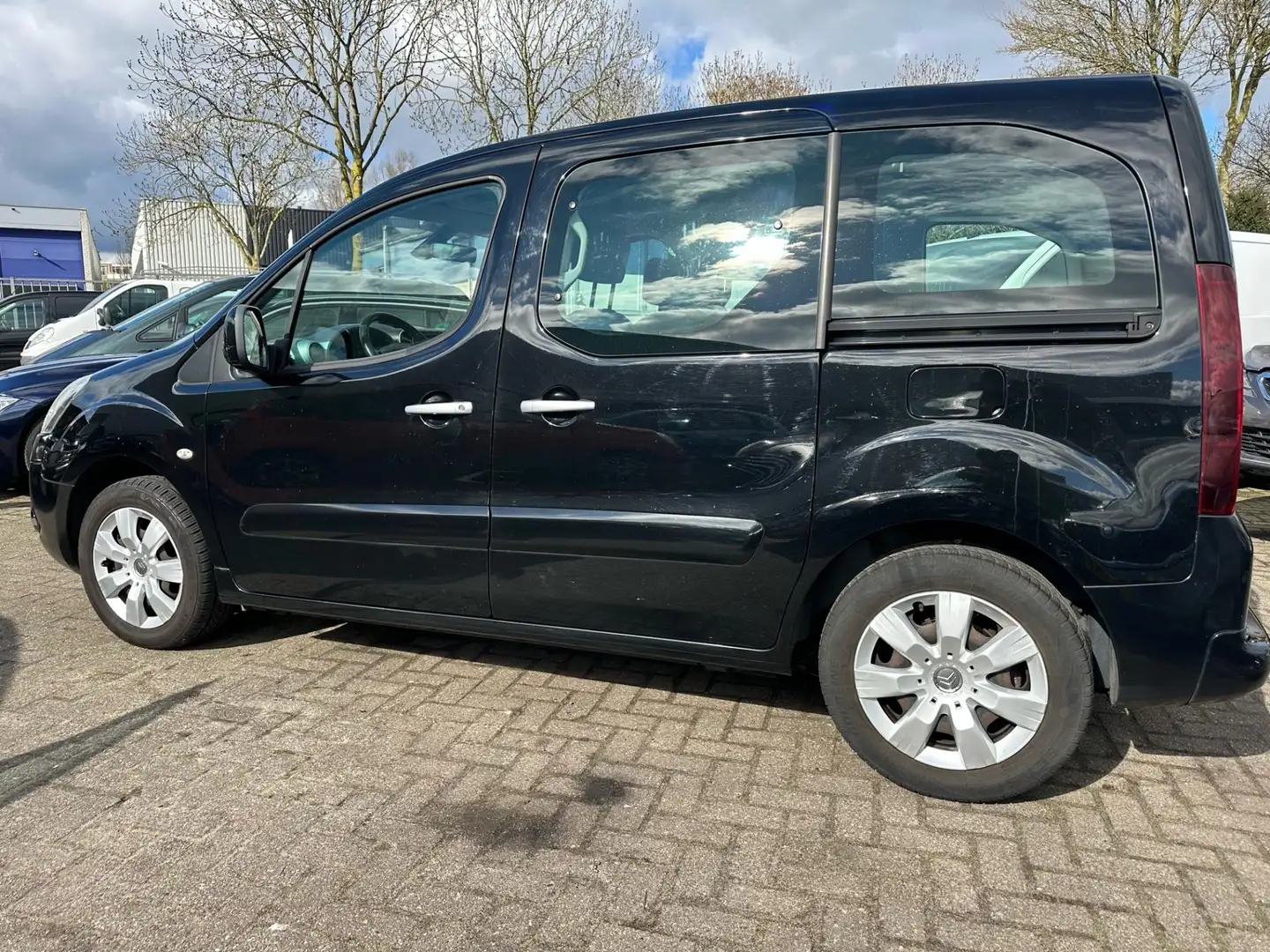 Citroen Berlingo 1.6 VTi Tendance | 5 zitplaatsen Zwart - 2