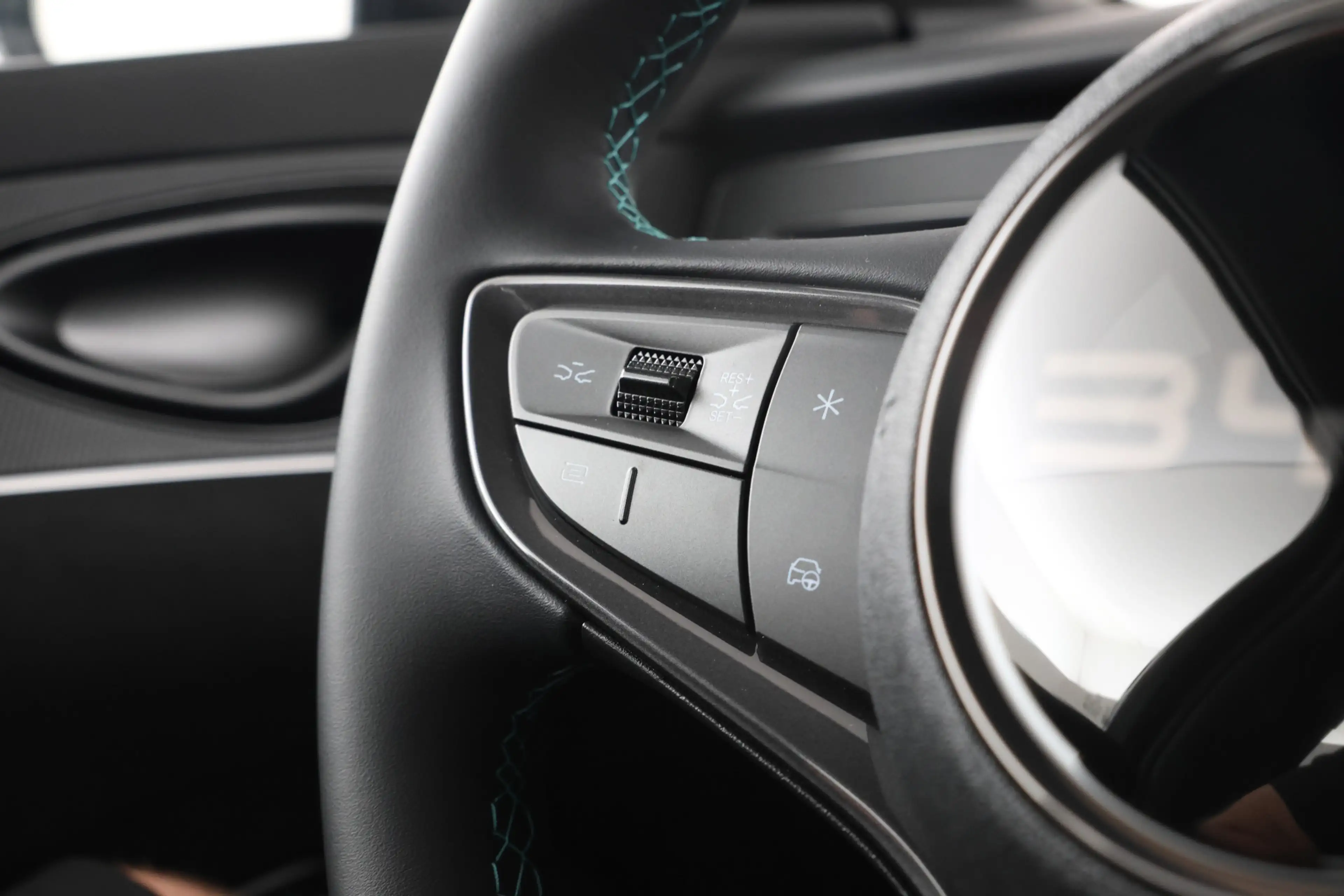 BYD Seal 6 Touring 1.5 DM-i Boost keuze uit 15 stuks — photo 30