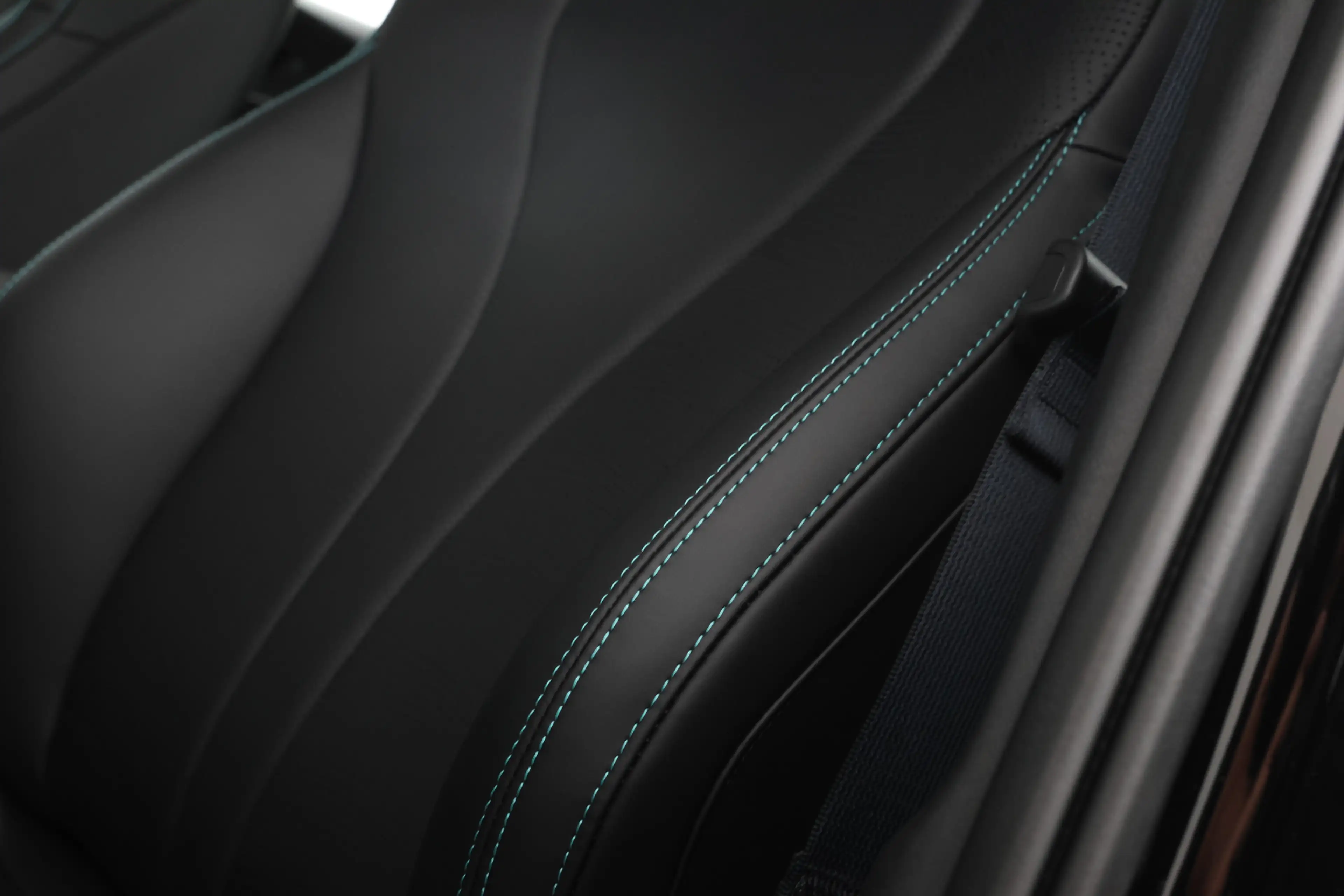 BYD Seal 6 Touring 1.5 DM-i Boost keuze uit 15 stuks — photo 24