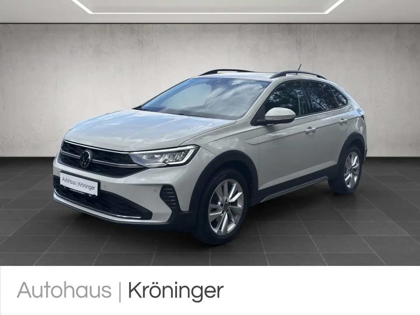 Volkswagen Taigo 1.0 TSI Life AHK IQ.Drive ACC Navi LED Gris - 1