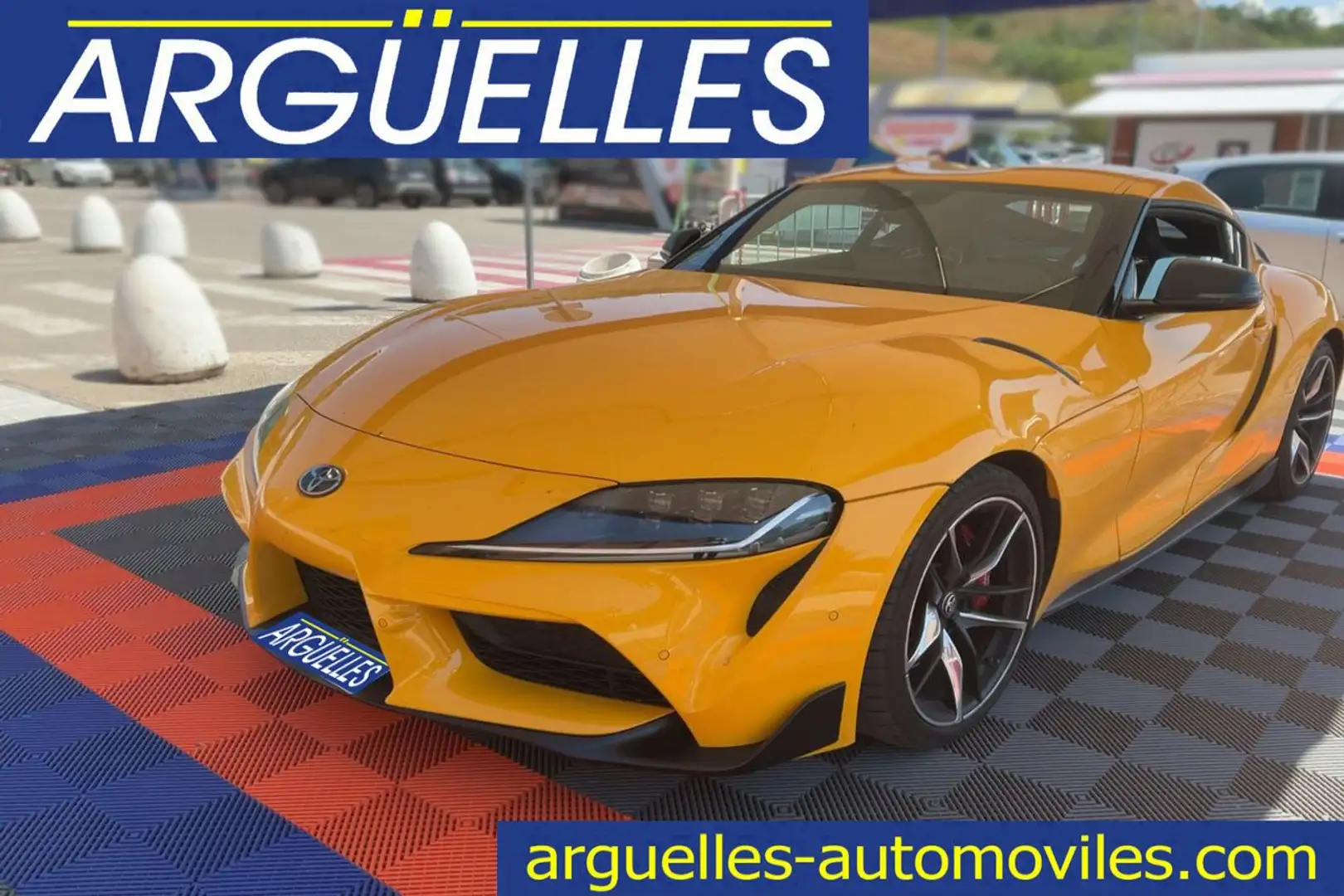 Toyota Supra 3.0 GR Premium Amarillo - 1
