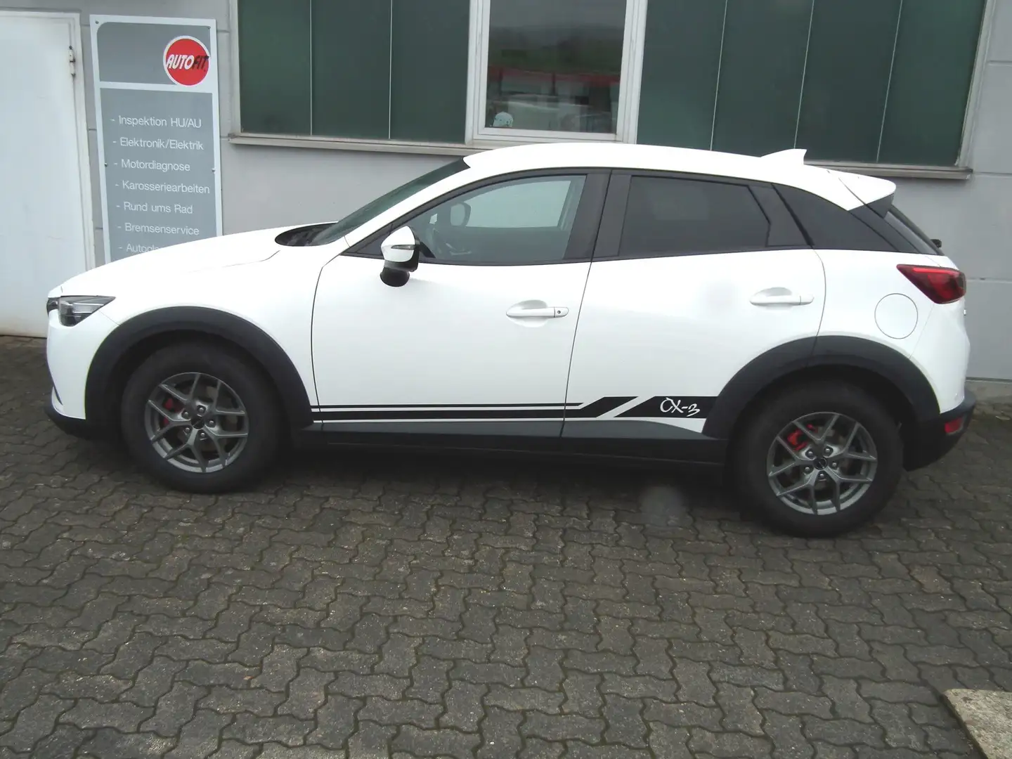 Mazda CX-3 SKYACTIV-G 120 FWD Center-Line+ TP+Navi Weiß - 2