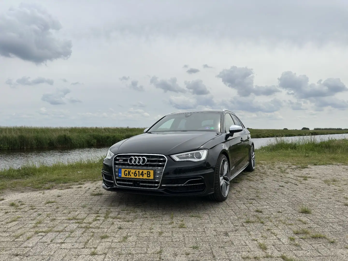 Audi S3 Audi S3 2.0 TFSI 221KW Sportback B&O 2013 zwart - 1