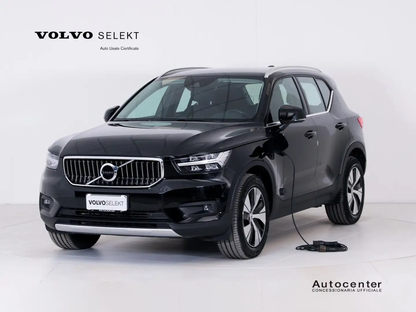Volvo XC40 XC40 T4 PLUG IN PHEV INSCRIPTION EXPRESSION Noir - 1
