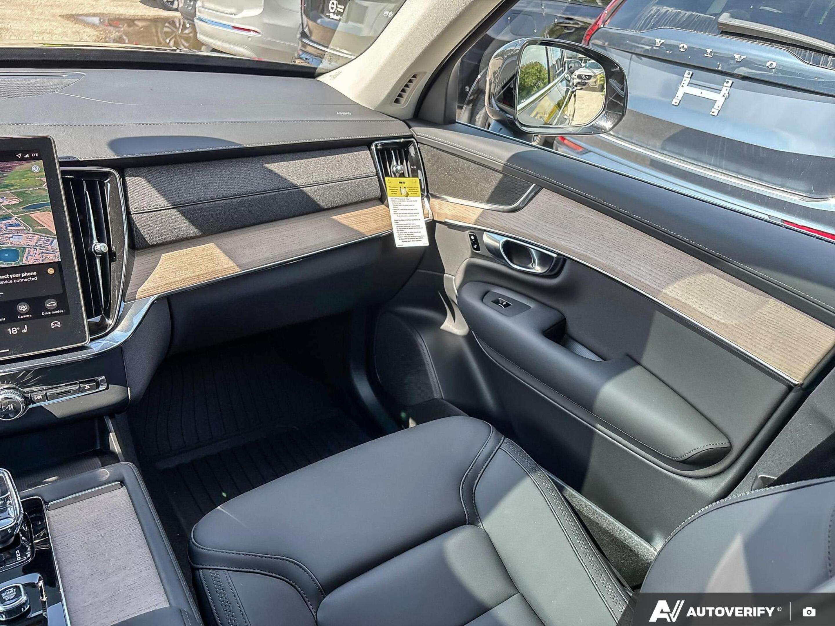 2026 Volvo XC90 Core Bright Theme FEATURED VEHICLE - SAVE $1,500! thumb 26