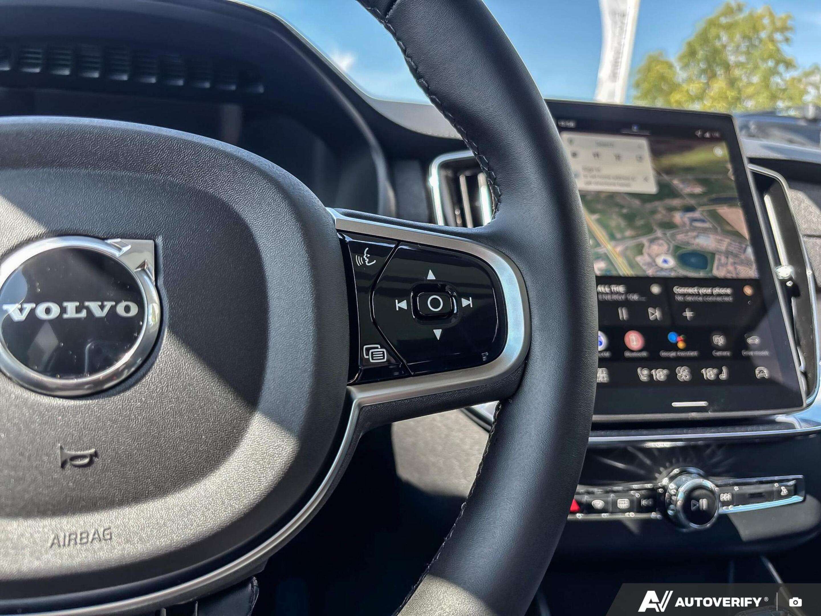 2026 Volvo XC90 Core Bright Theme FEATURED VEHICLE - SAVE $1,500! thumb 17