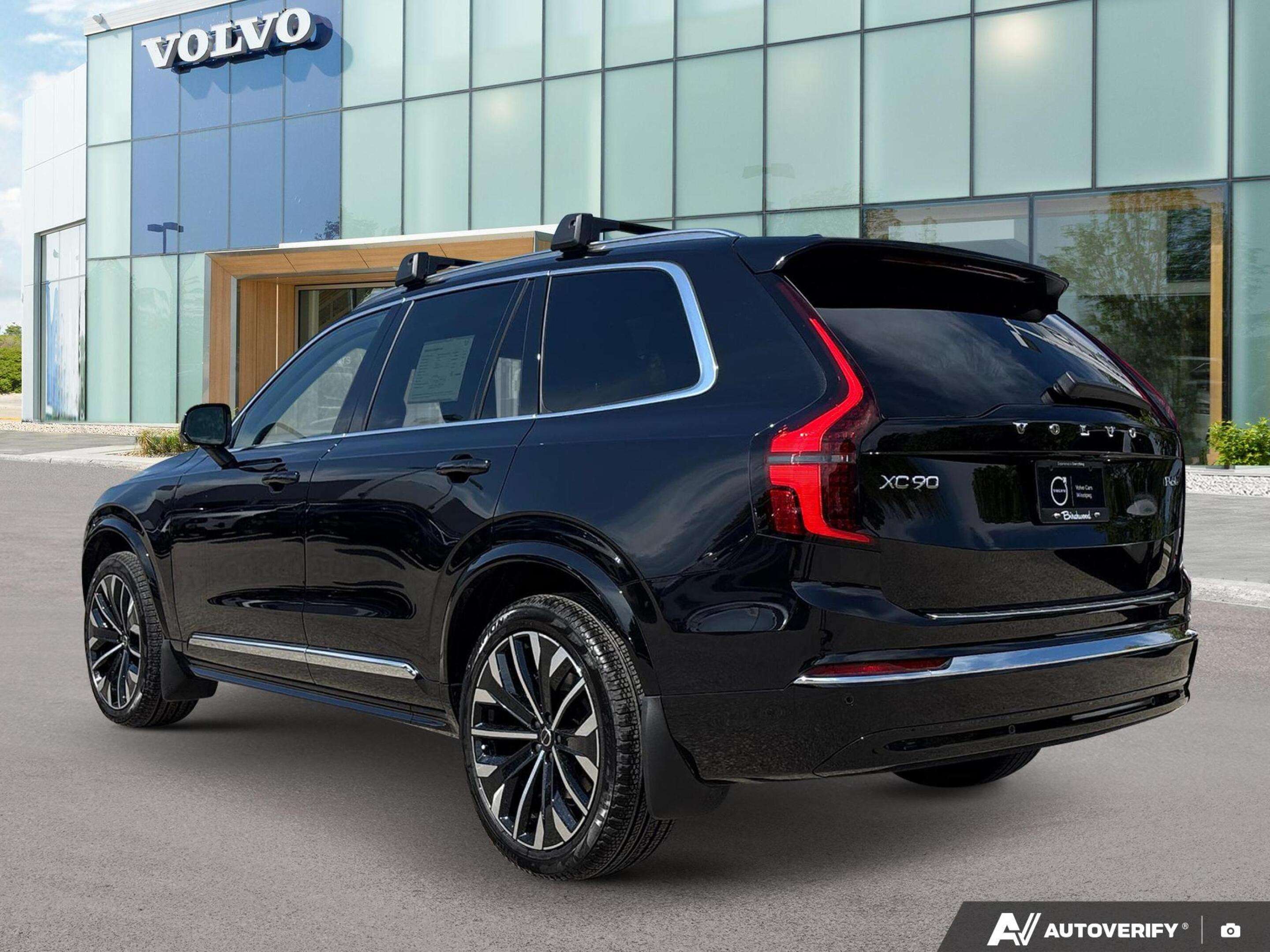 2026 Volvo XC90 Core Bright Theme FEATURED VEHICLE - SAVE $1,500! alt 4