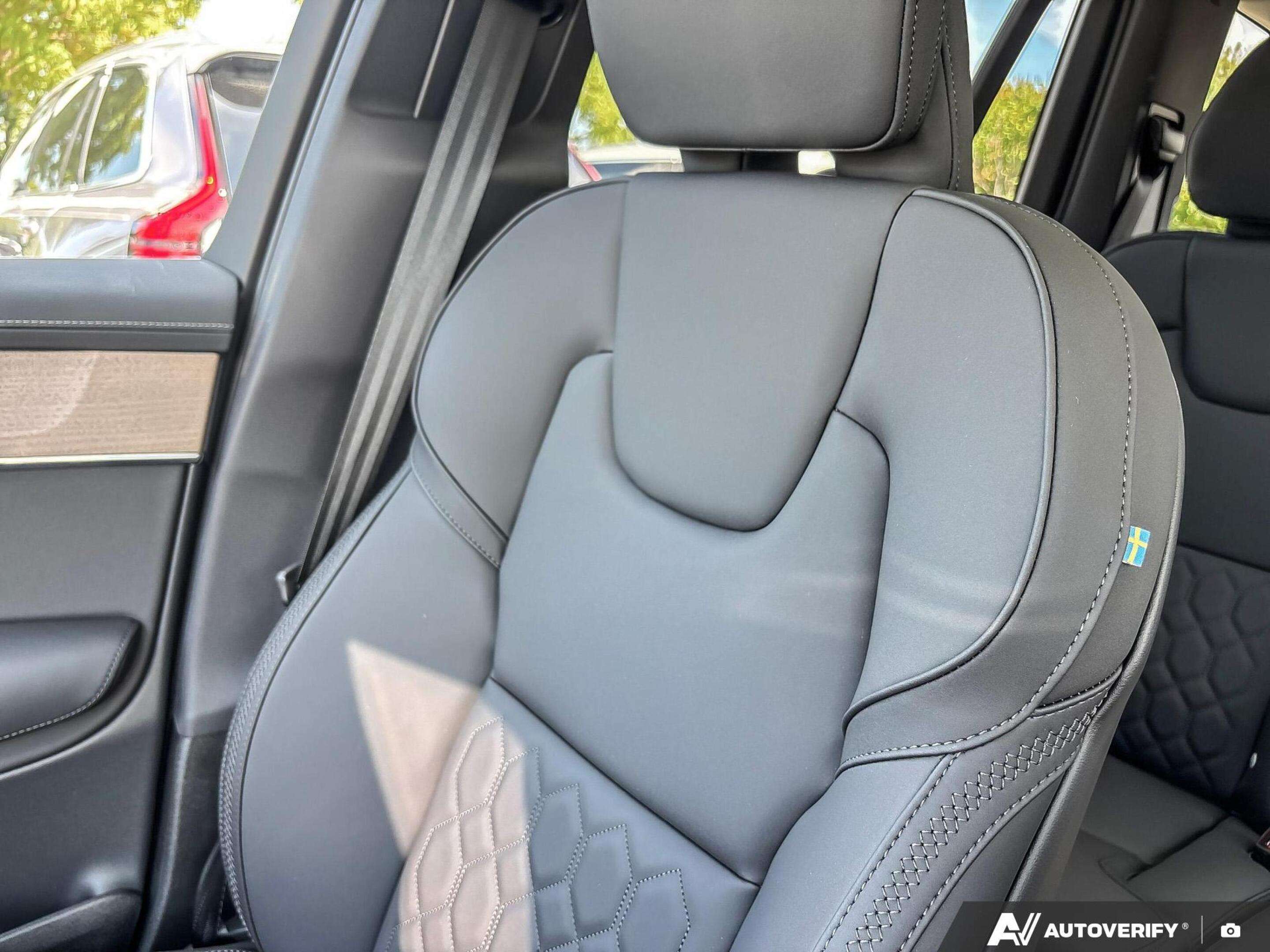 2026 Volvo XC90 Core Bright Theme FEATURED VEHICLE - SAVE $1,500! thumb 21