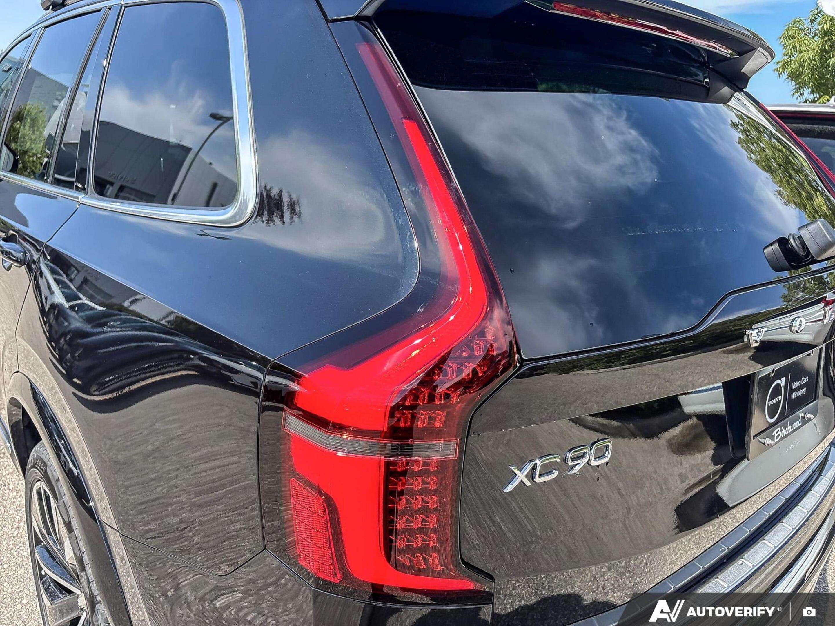 2026 Volvo XC90 Core Bright Theme FEATURED VEHICLE - SAVE $1,500! thumb 13