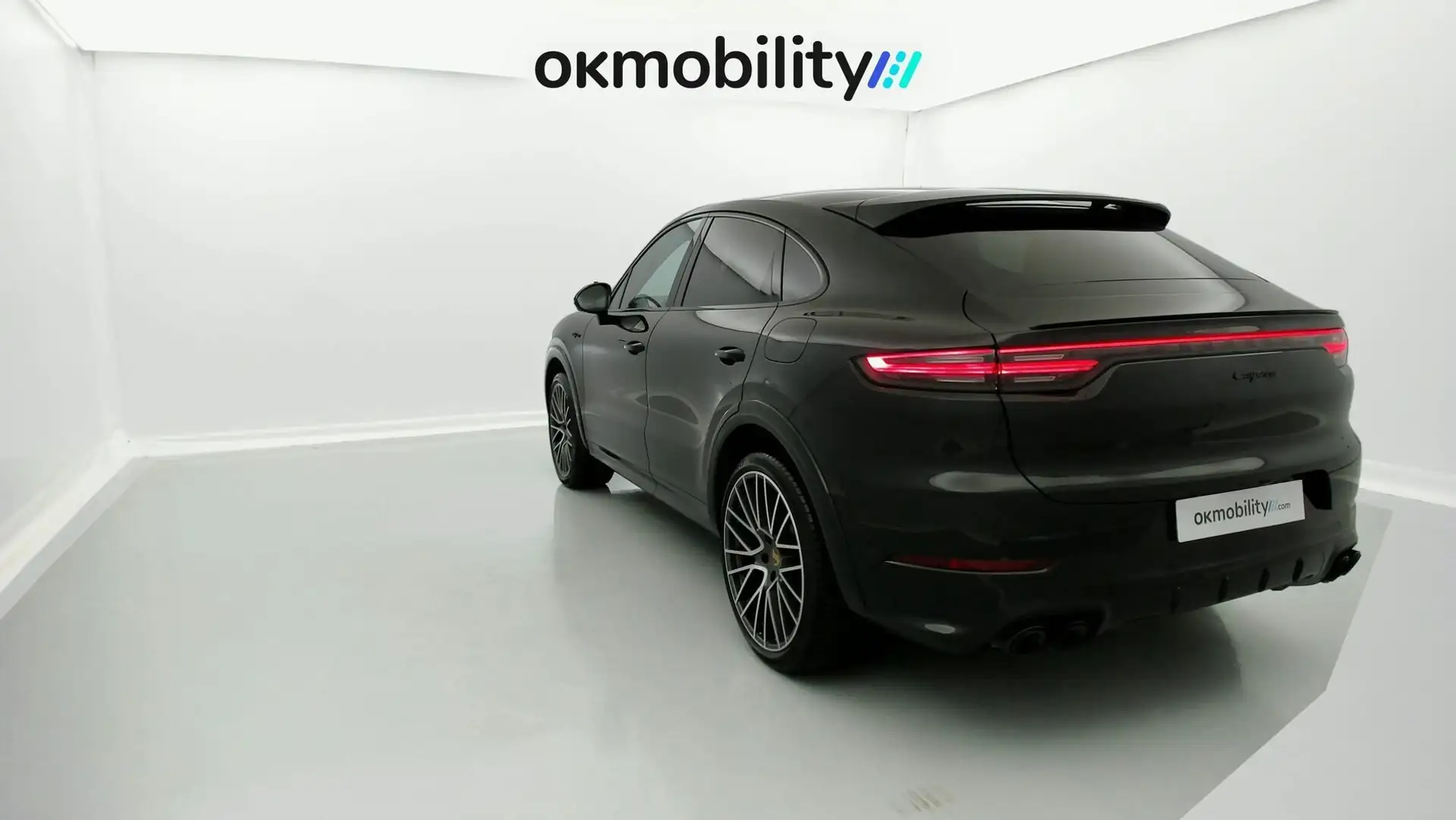 Porsche Cayenne E-Hybrid Platinum Edition Aut. Negro - 2