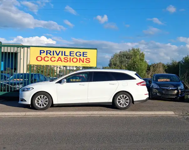 Ford Mondeo Clipper 15 TDCi 120 CV 6 VIT GPS CAPTEUR J ALU EUR
