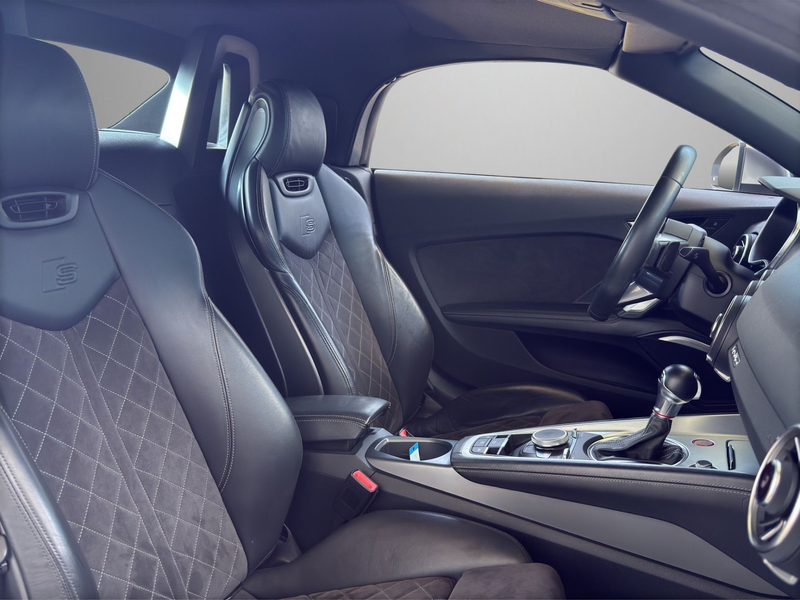 Audi TTS Audi TTS Roadster 2.0 TFSI quattro/S-Line/Leder/K — photo 4