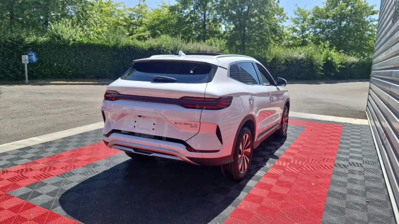 BYD Seal U 2026