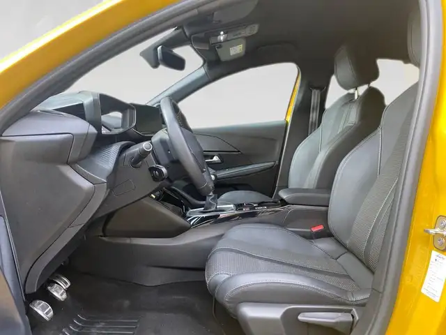 Peugeot 208 view 7