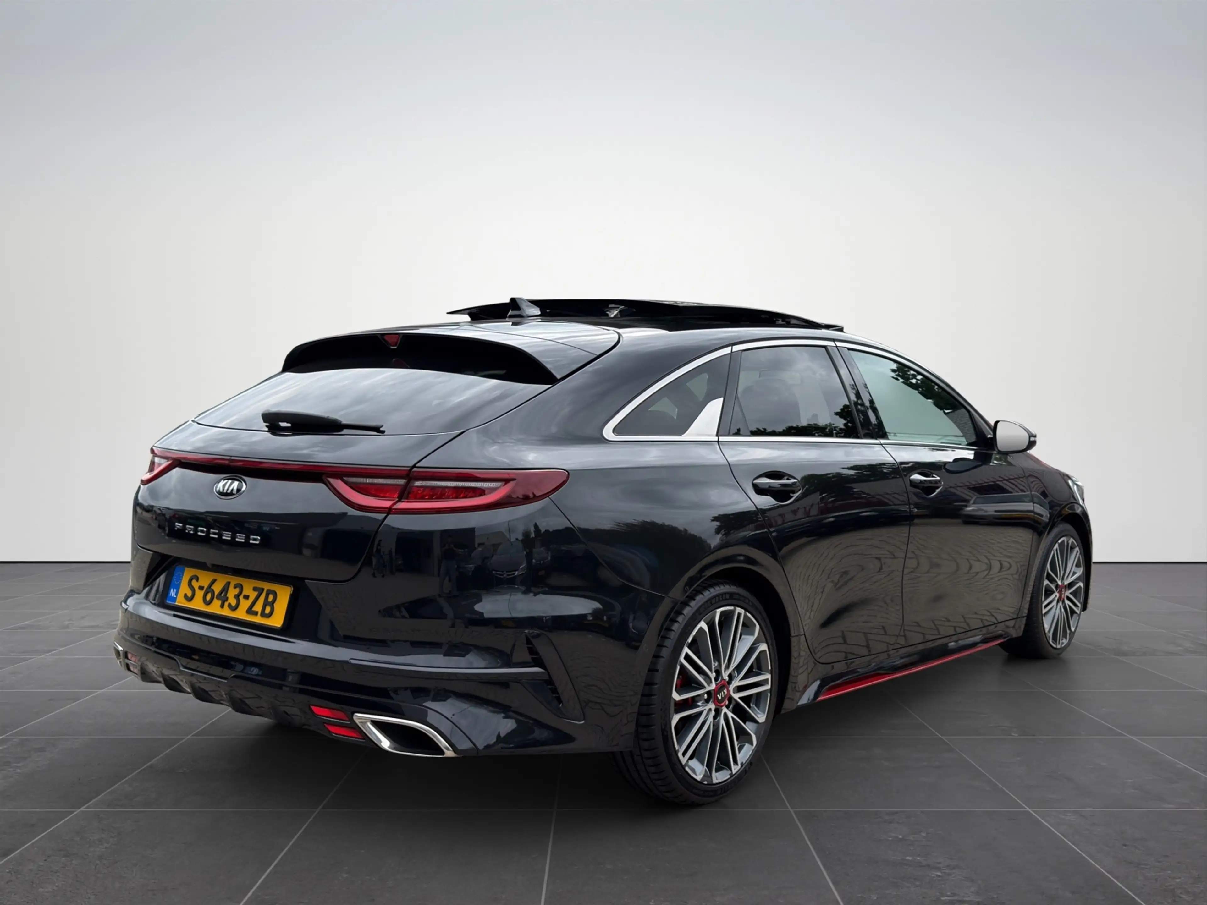 Kia ProCeed / pro_cee'd 1.6 T-GDI GT Memory|Pano|Camera|Keyless|JBL — photo 11