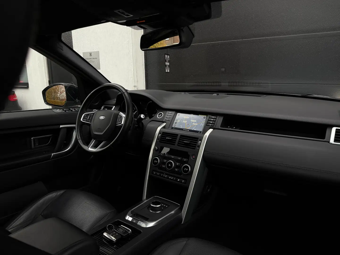 Land Rover Discovery Sport Discovery Sport TD4 Aut. HSE Luxury Argent - 2