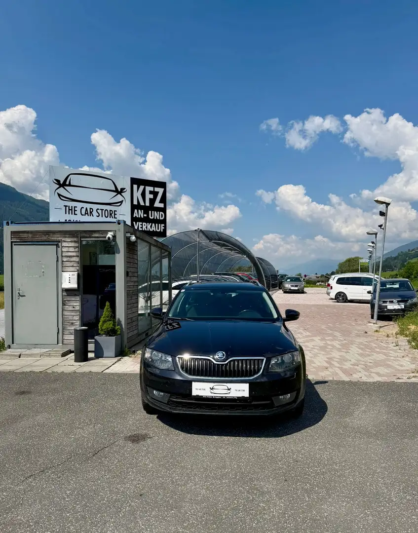 Skoda Octavia Style 4x4 *EXPORT* Schwarz - 2