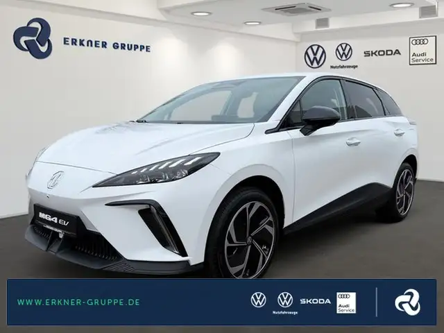 MG MCE LUX FACELIFT-360+CARPLAY+SHZG+NAVI