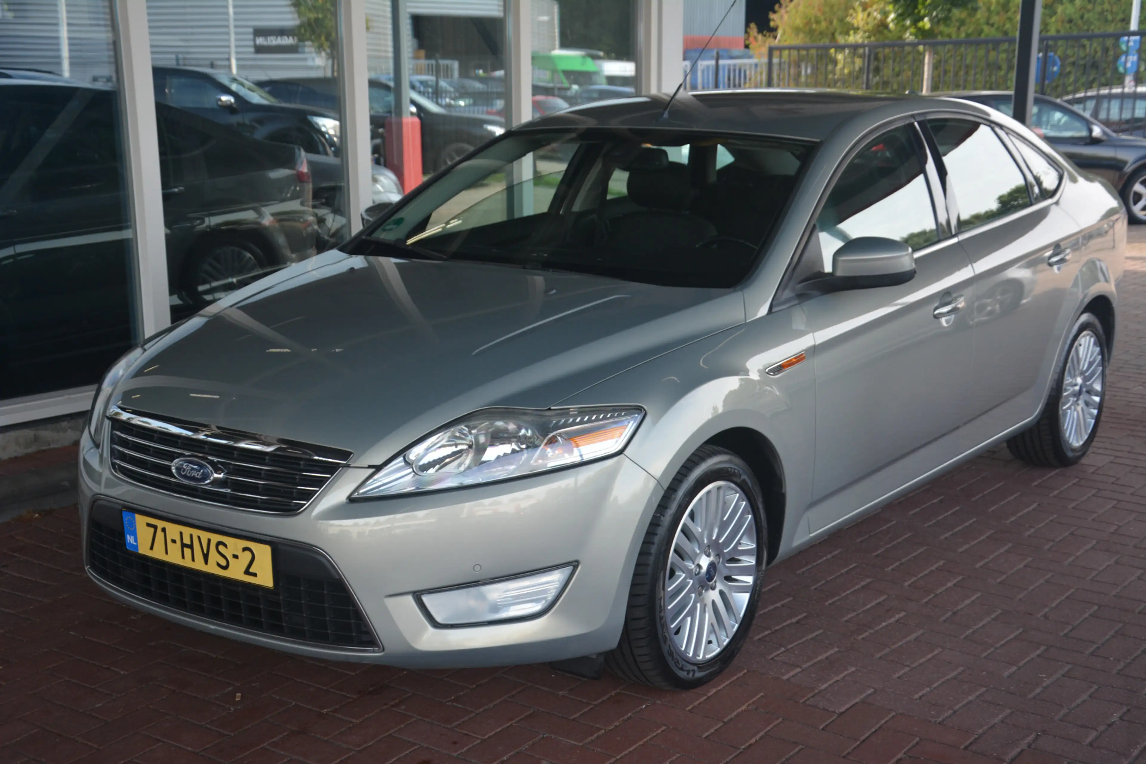 Ford Mondeo 2.0-16V Ghia Nederlandse auto 108398 NAP dealerond — photo 22