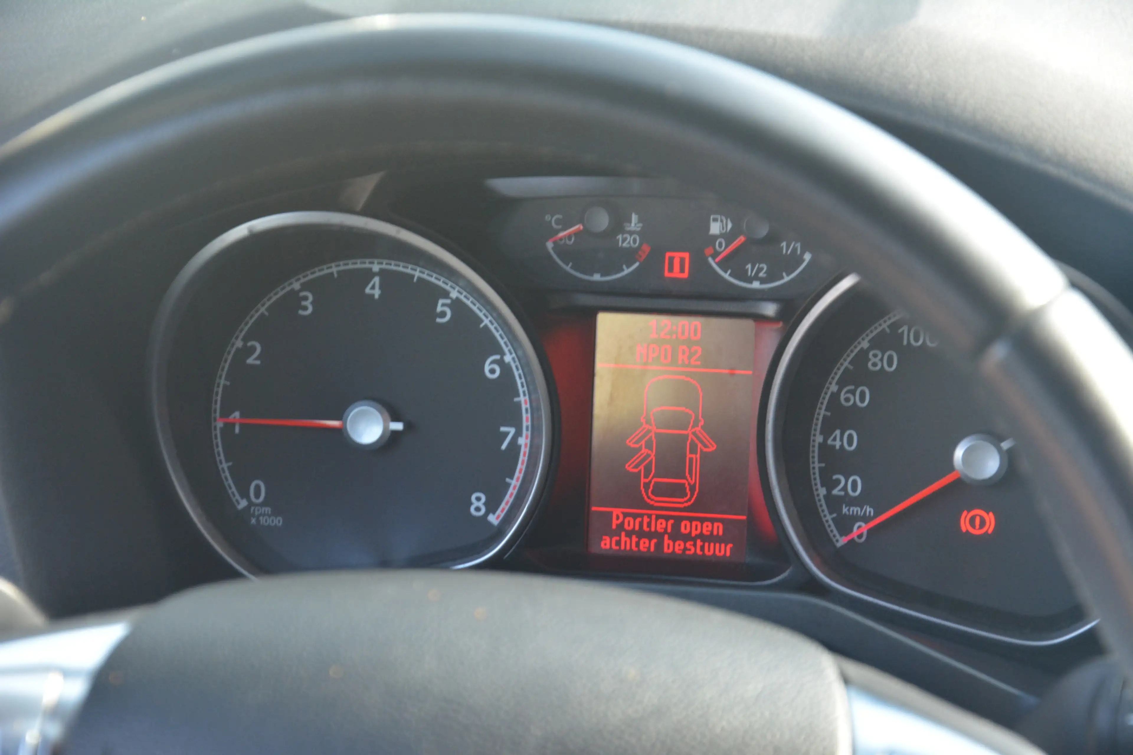 Ford Mondeo 2.0-16V Ghia Nederlandse auto 108398 NAP dealerond — photo 19