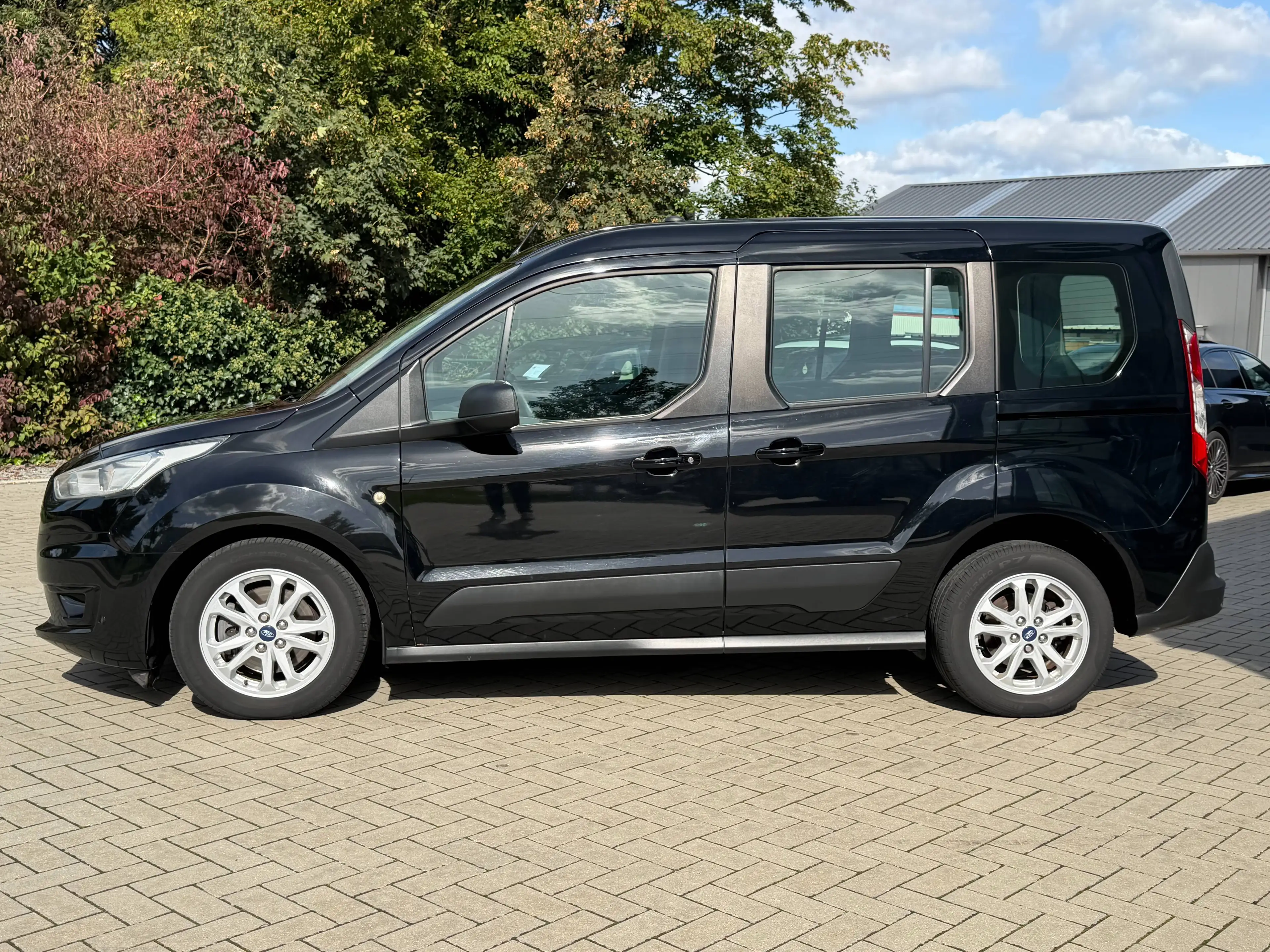 Ford Tourneo Connect SYNC3 - NAVIGATIE- ACHTERUITRIJCAMERA- DAKRAILS - — photo 4
