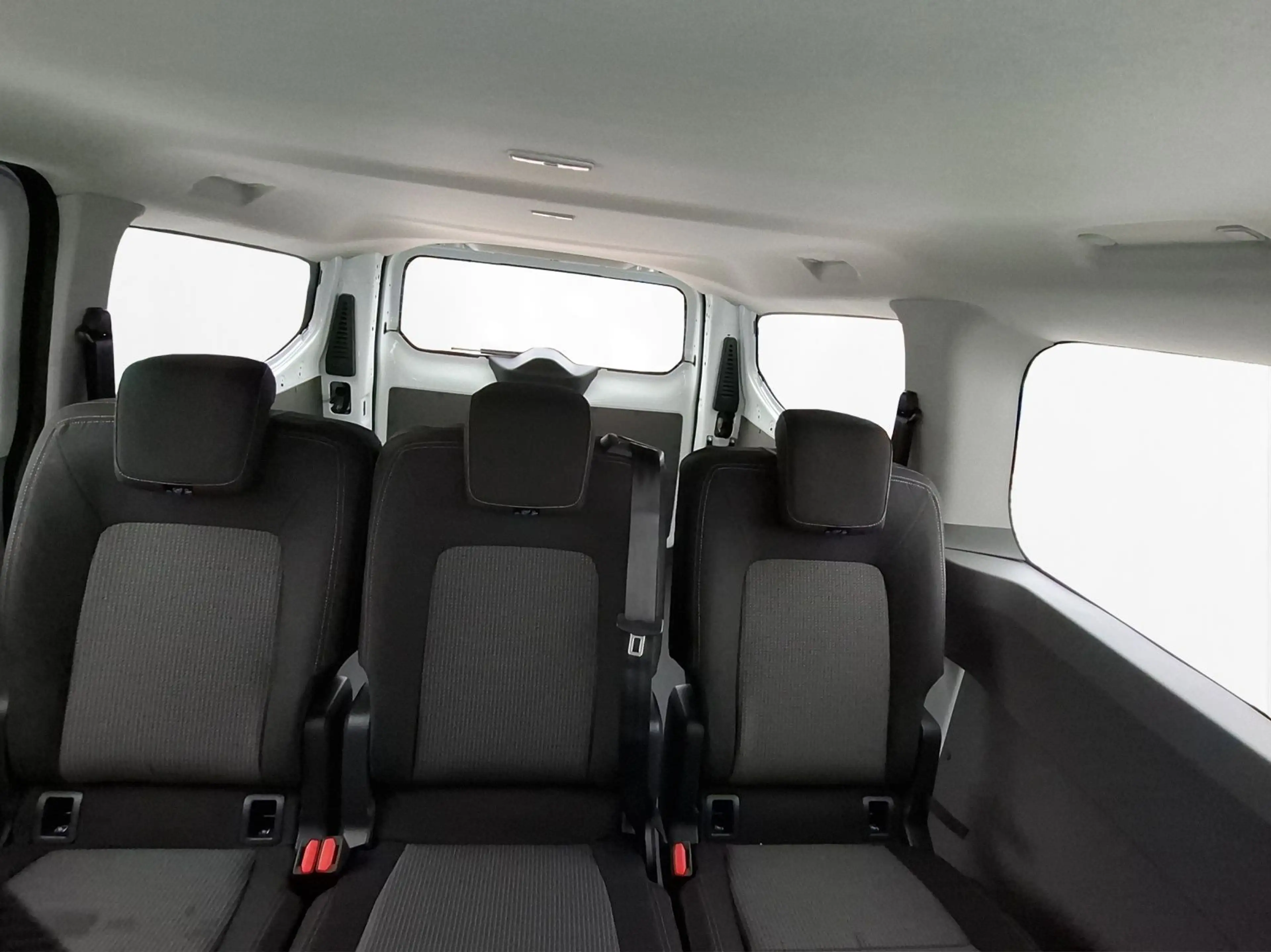 Volkswagen T7 Kombi Lang 9-Sitzer Standheizung Klima Rückfa — photo 11