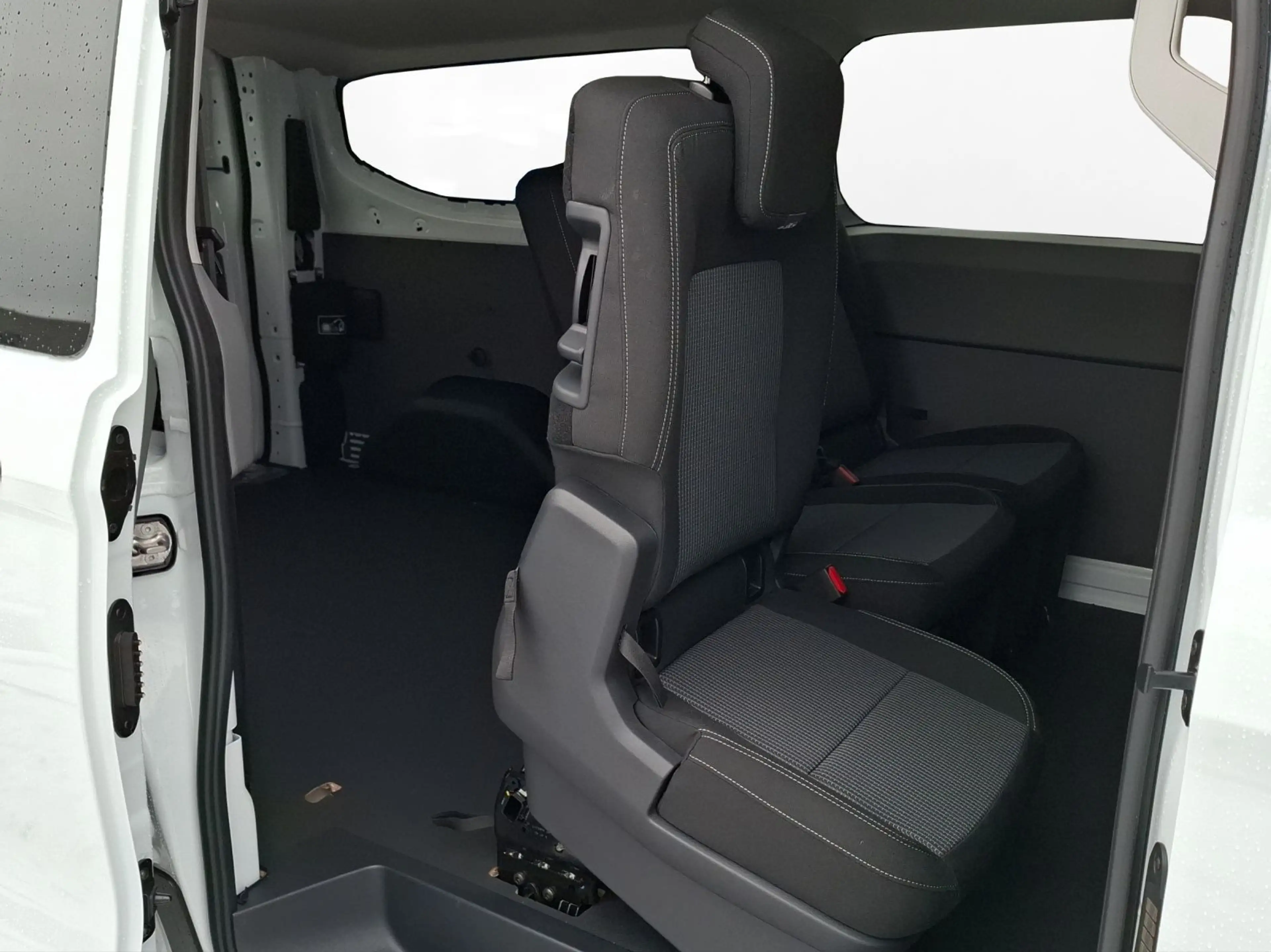 Volkswagen T7 Kombi Lang 9-Sitzer Standheizung Klima Rückfa — photo 3
