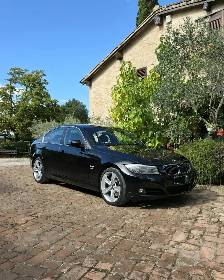 BMW 330 330d xdrive Futura - 1