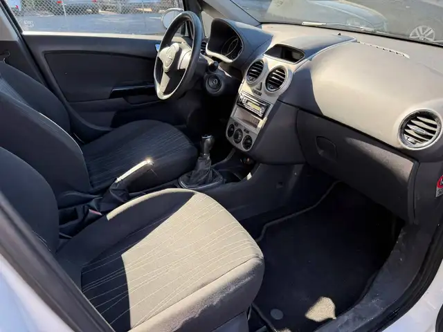 Opel Corsa view 15