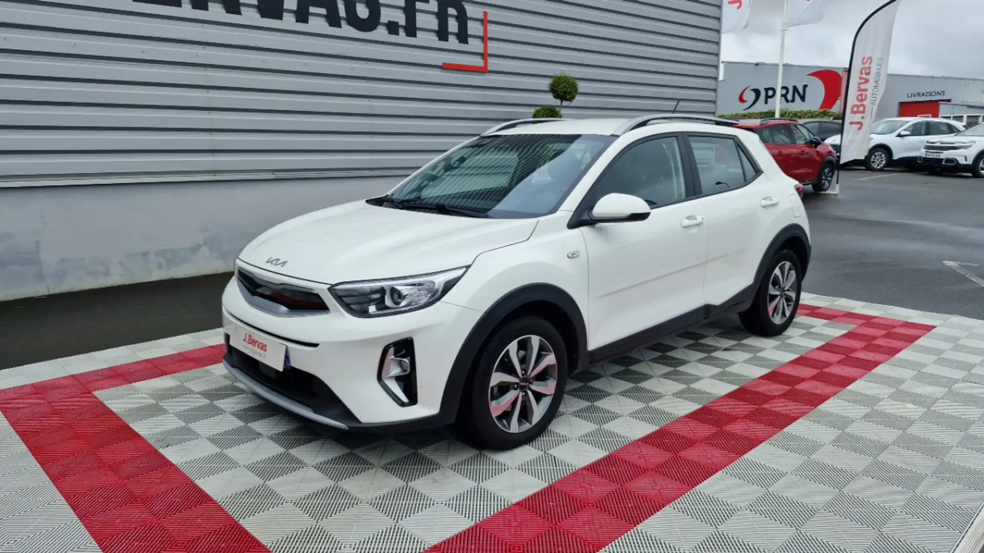 Kia Stonic 1.0 T-GDI 120 CH MHEV DCT7 ACTIVE Blanc - 2