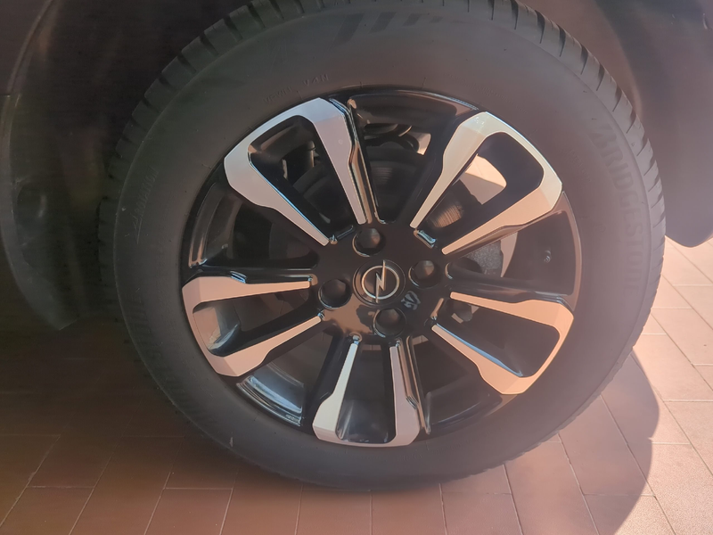 Opel Crossland 1.2 Turbo Automatik HeadUp+Navi+SHZ — photo 17