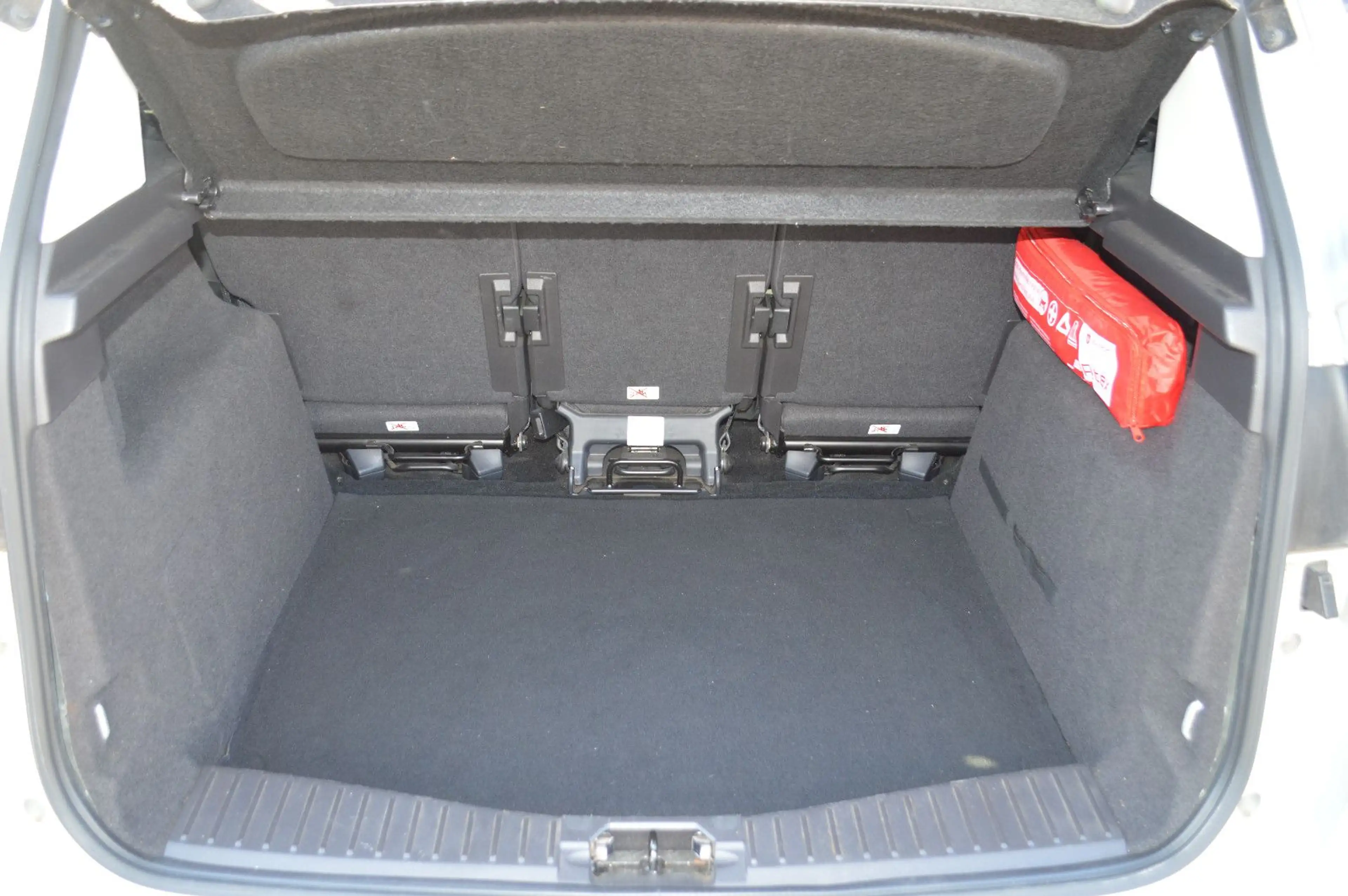 Ford C-Max C-MAX Titanium*Active Park Assist*Navi* — photo 9