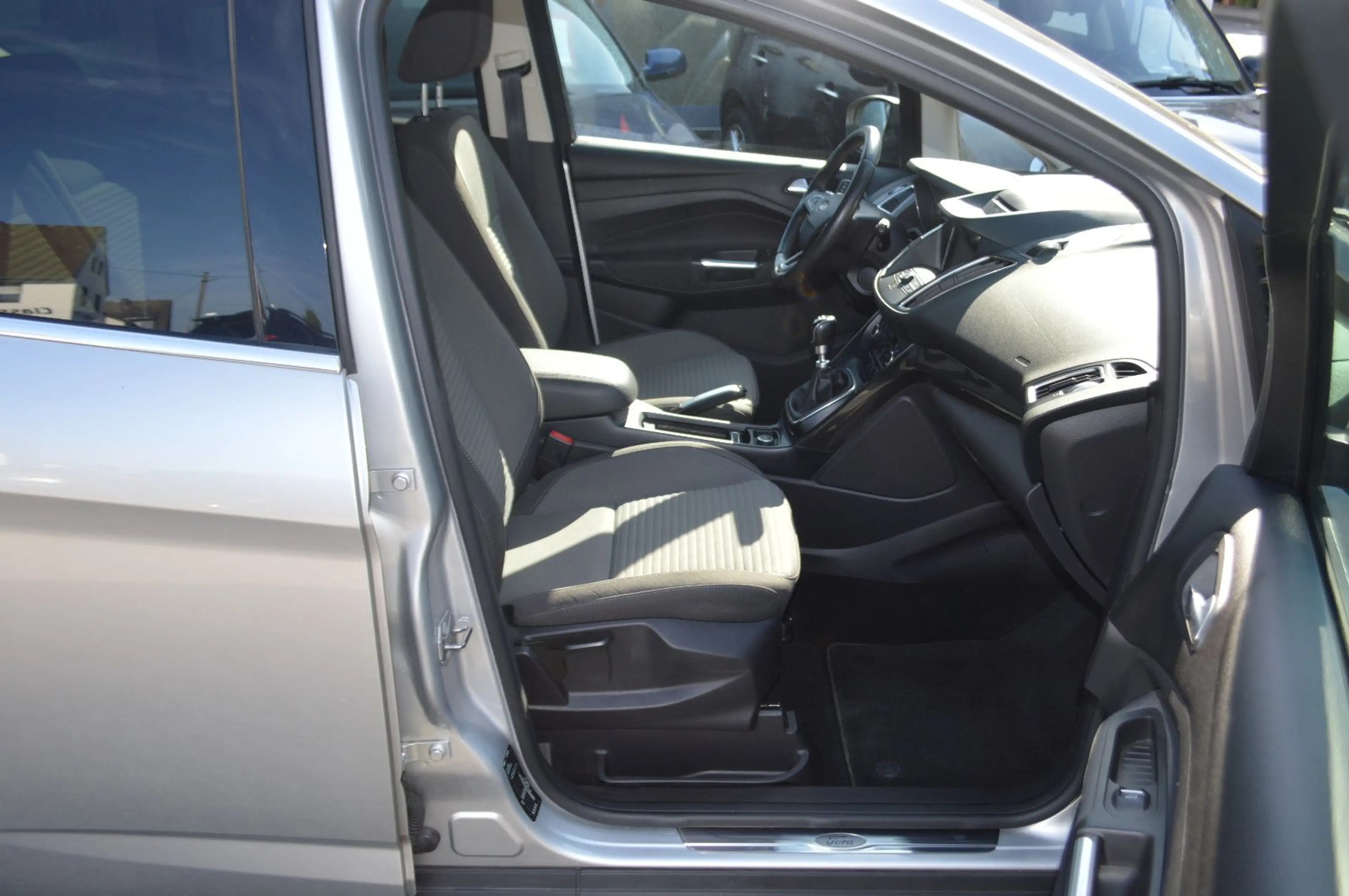 Ford C-Max C-MAX Titanium*Active Park Assist*Navi* — photo 10