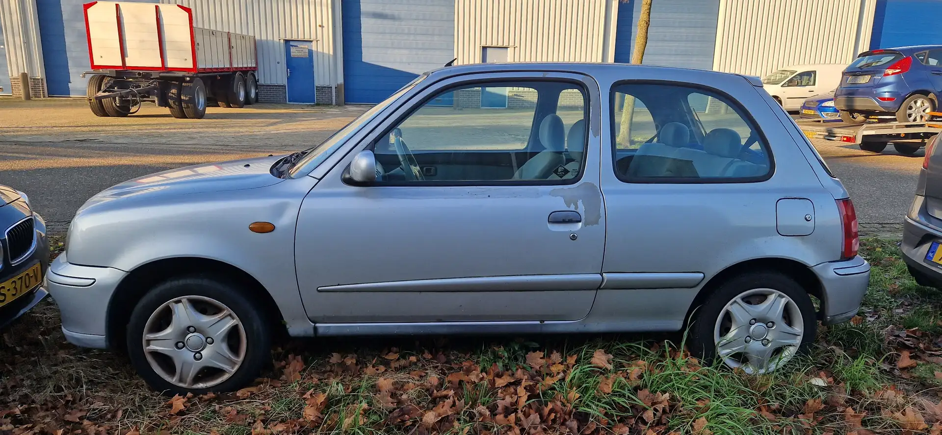 Nissan Micra 1.4 Miracle Gris - 1