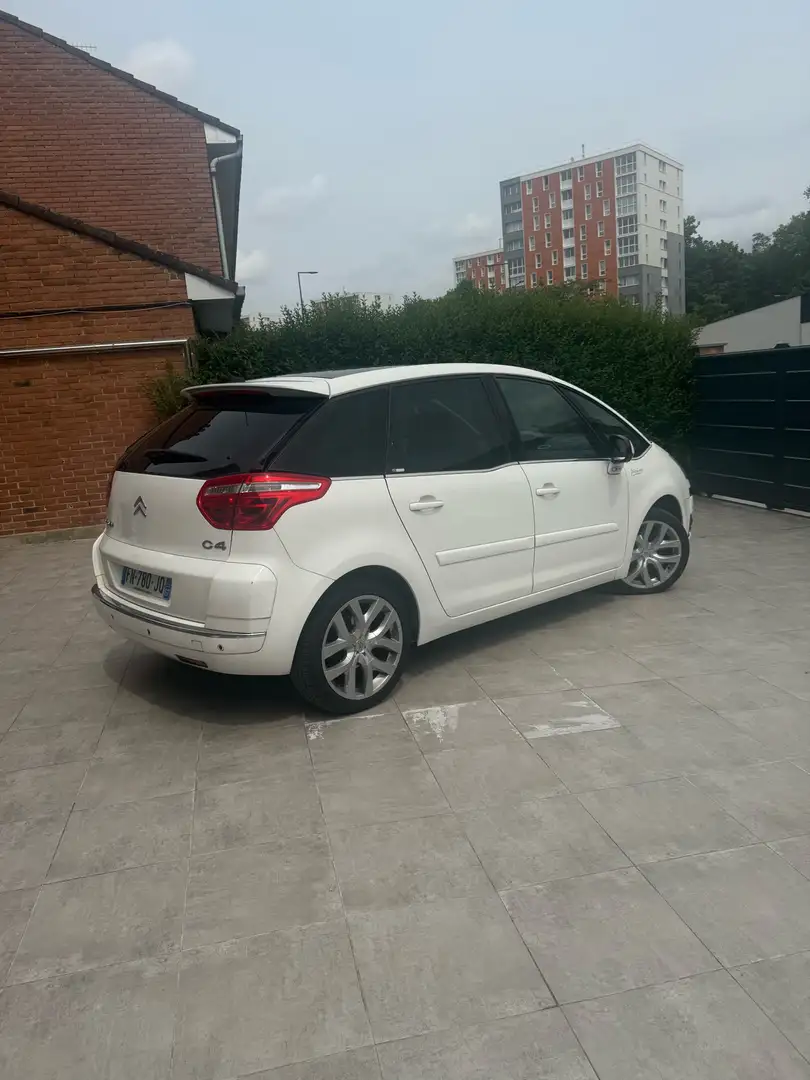 Citroen C4 Picasso HDi 138 FAP Exclusive BMP6 - 1