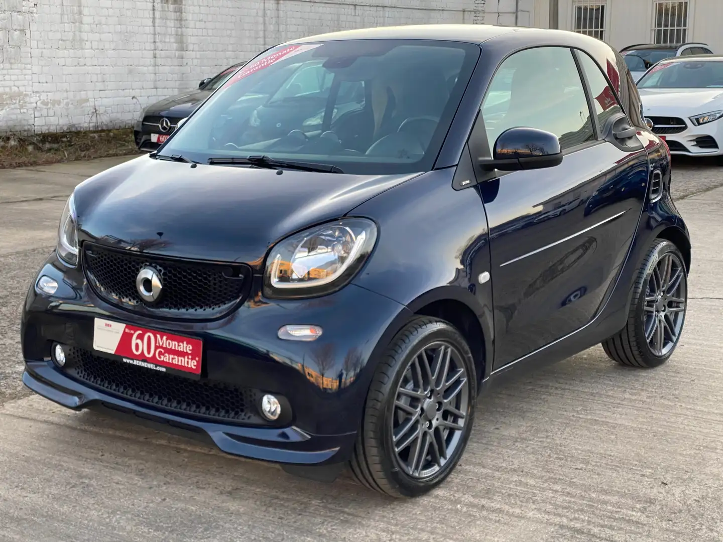 smart forTwo BRABUS ®SportPaket_JBLsound_Rückfahrkam_Pano Blau - 1