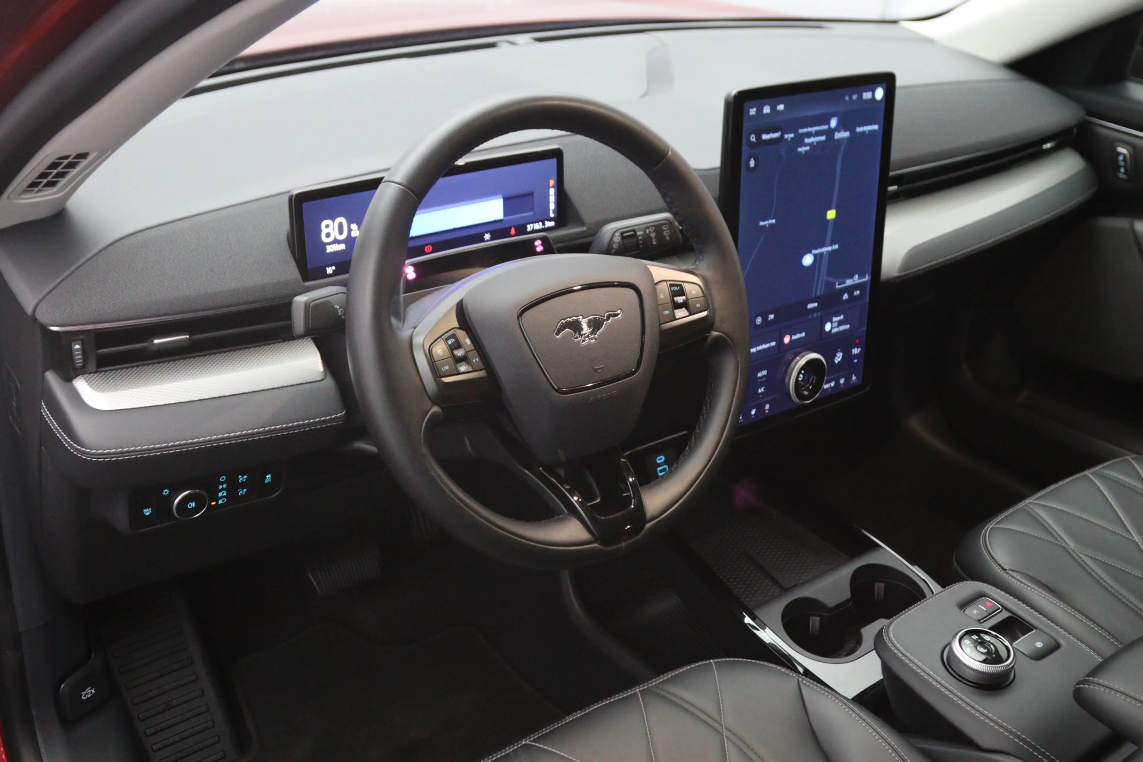 Ford Mustang Mach-E RWD 75 kWh 270 PK, SOH 97%, Leder, Adap. Cruise Co — photo 2