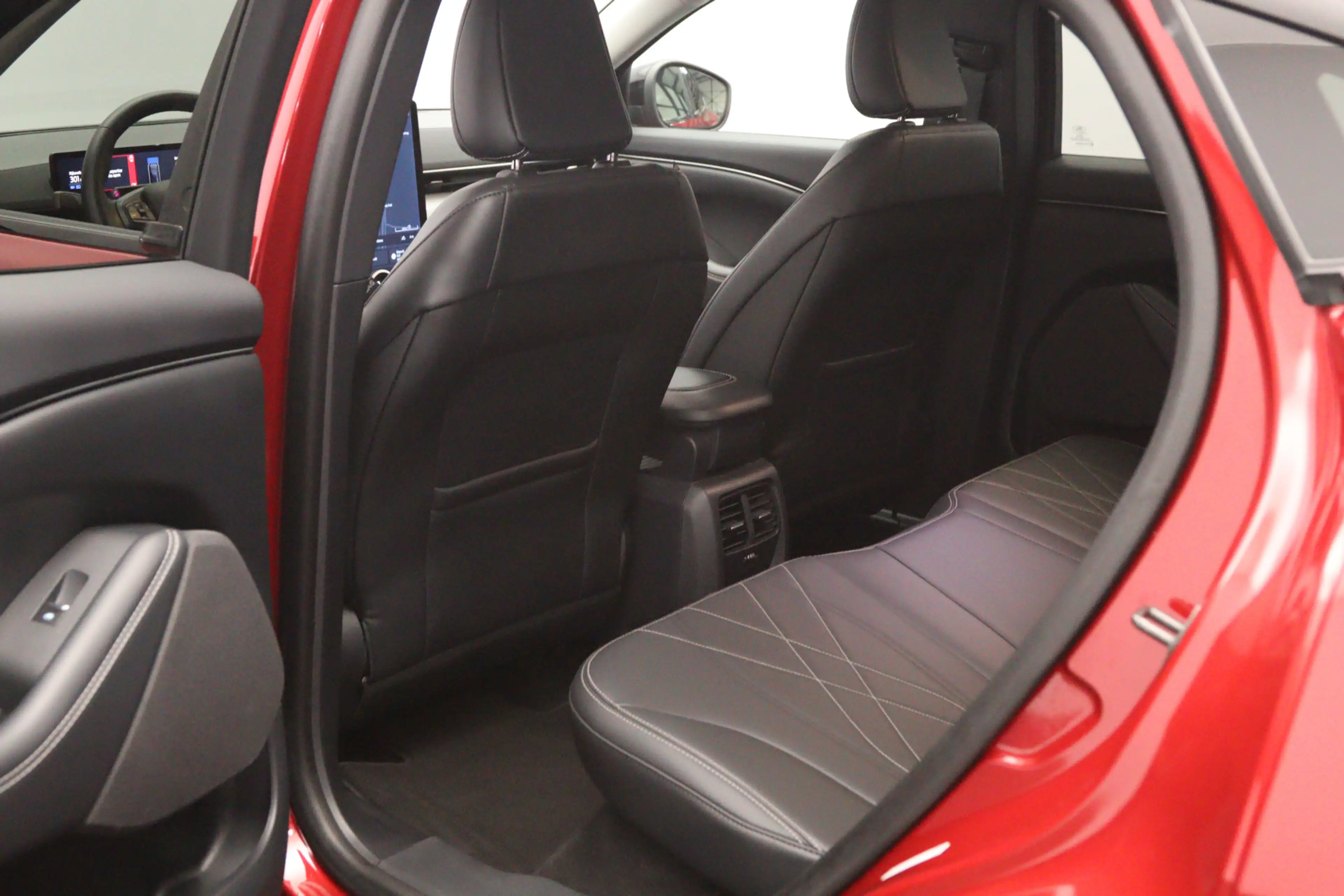 Ford Mustang Mach-E RWD 75 kWh 270 PK, SOH 97%, Leder, Adap. Cruise Co — photo 25