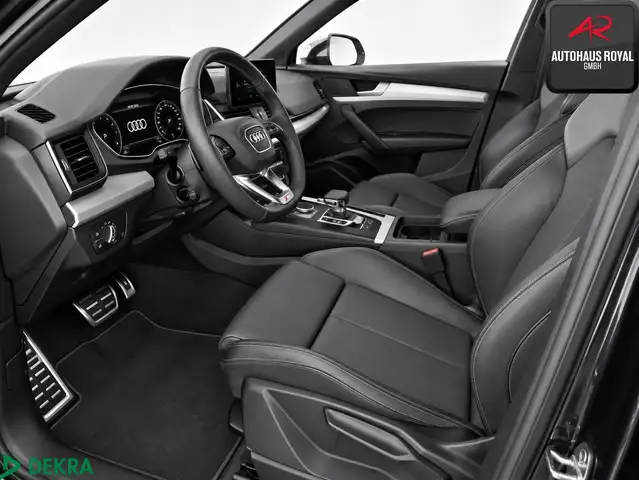 Audi Q5 view 2